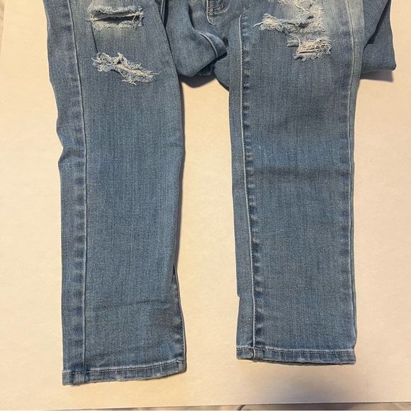 American Eagle Super Stretch Ripped Skinny Jeans - Picture 4 of 11